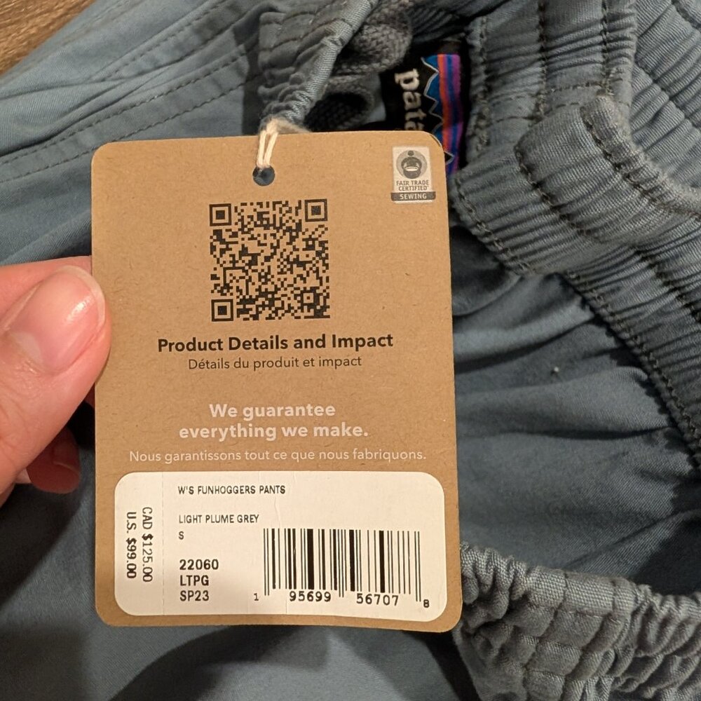 Patagonia Women's Hiking/Casual Pants - Picture 4 of 4